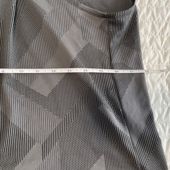 Brooks Athletic Tank - Picture 3 of 6